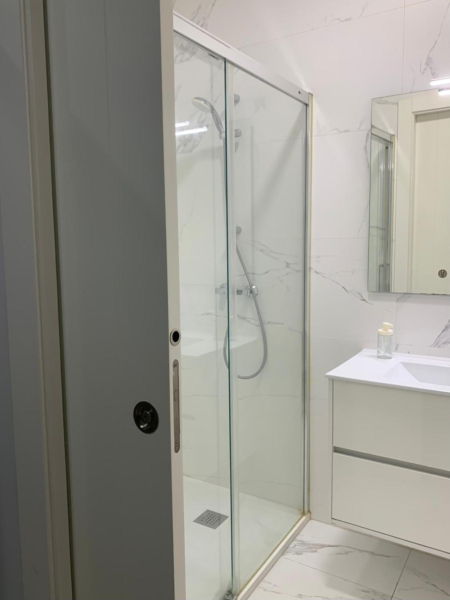 Apartamento Triana Moderno เซบีญา ภายนอก รูปภาพ